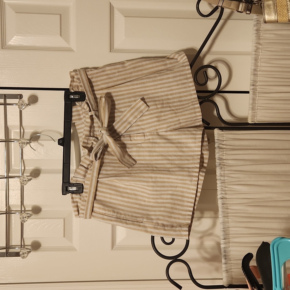 Love Tree striped shorts